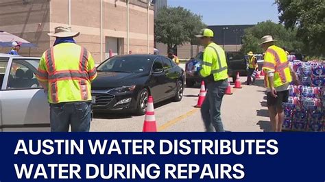 water leak austin|Austin Water crews repair leaking water main, distribute bottled。